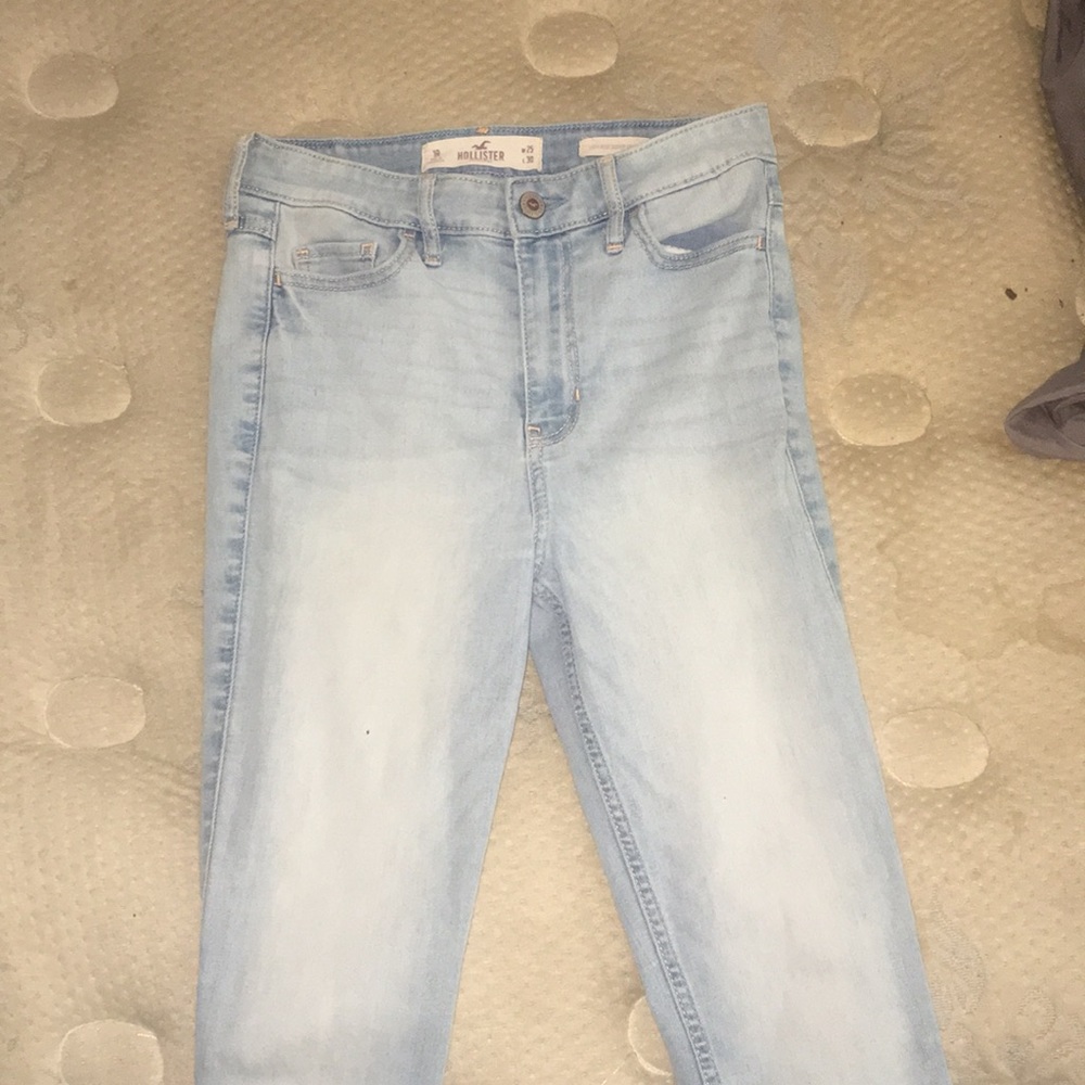 Hollister High Rise Super Skinny jeans